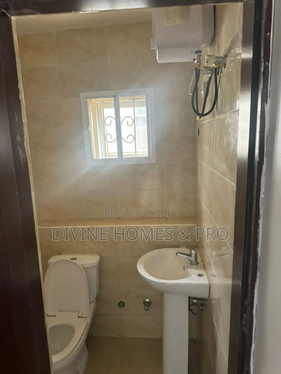 2bdrm Block of Flats in Life Camp for rent