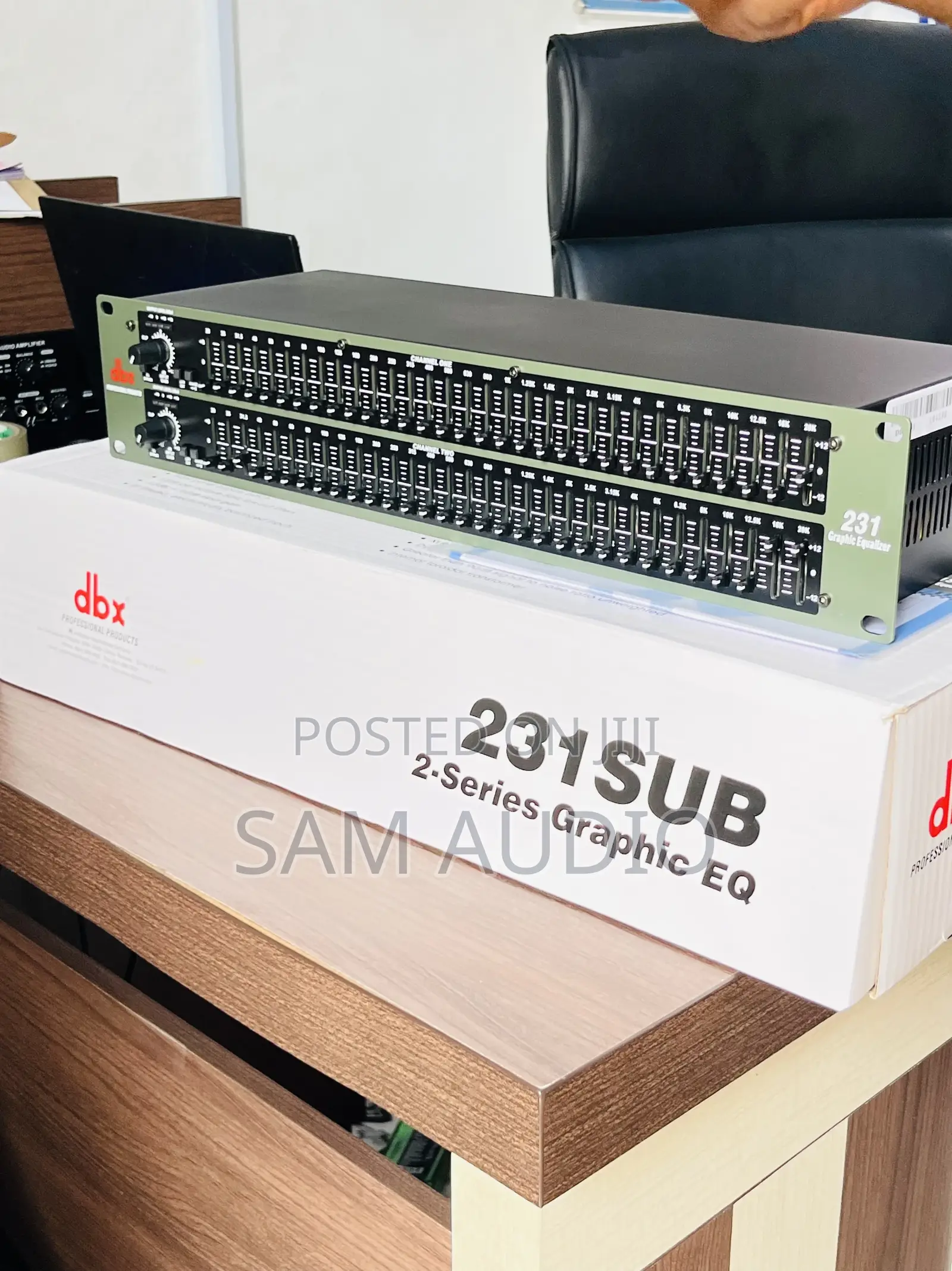 DBX Equalizer (Sub Out)