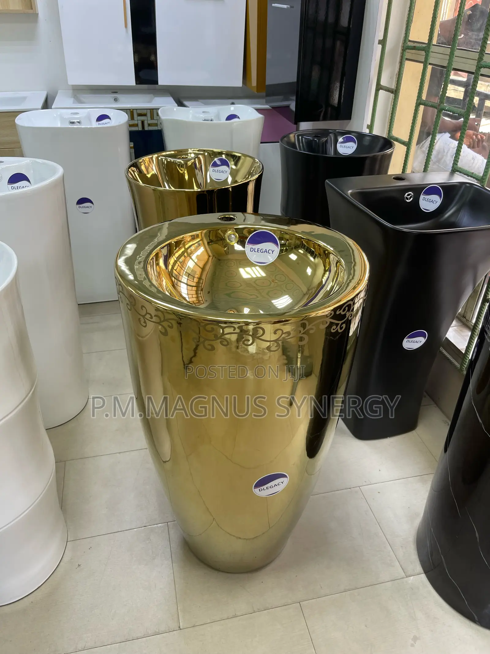 England Standard Gold Standing Basin.