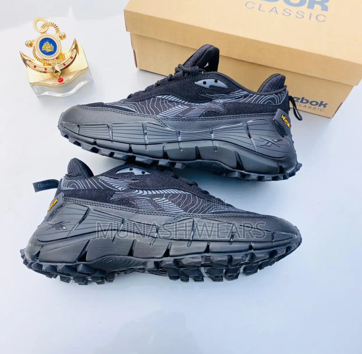 Reebok Sneakers