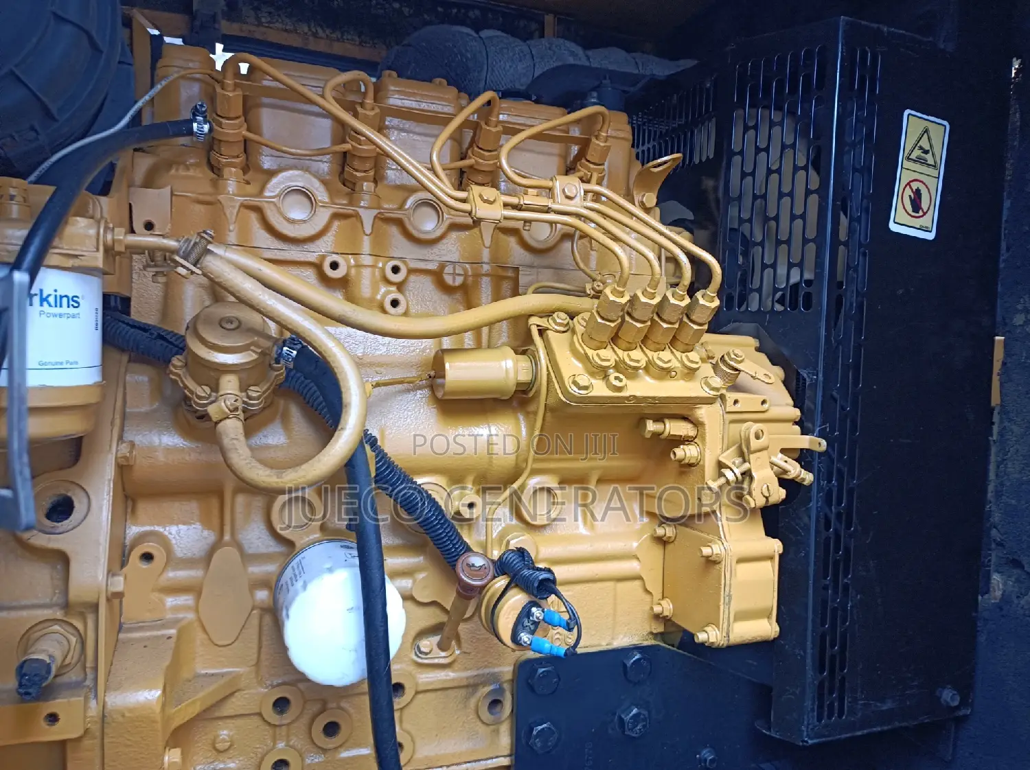 Perkins 20kva Caterpillar Soundproof Generator for Sale.