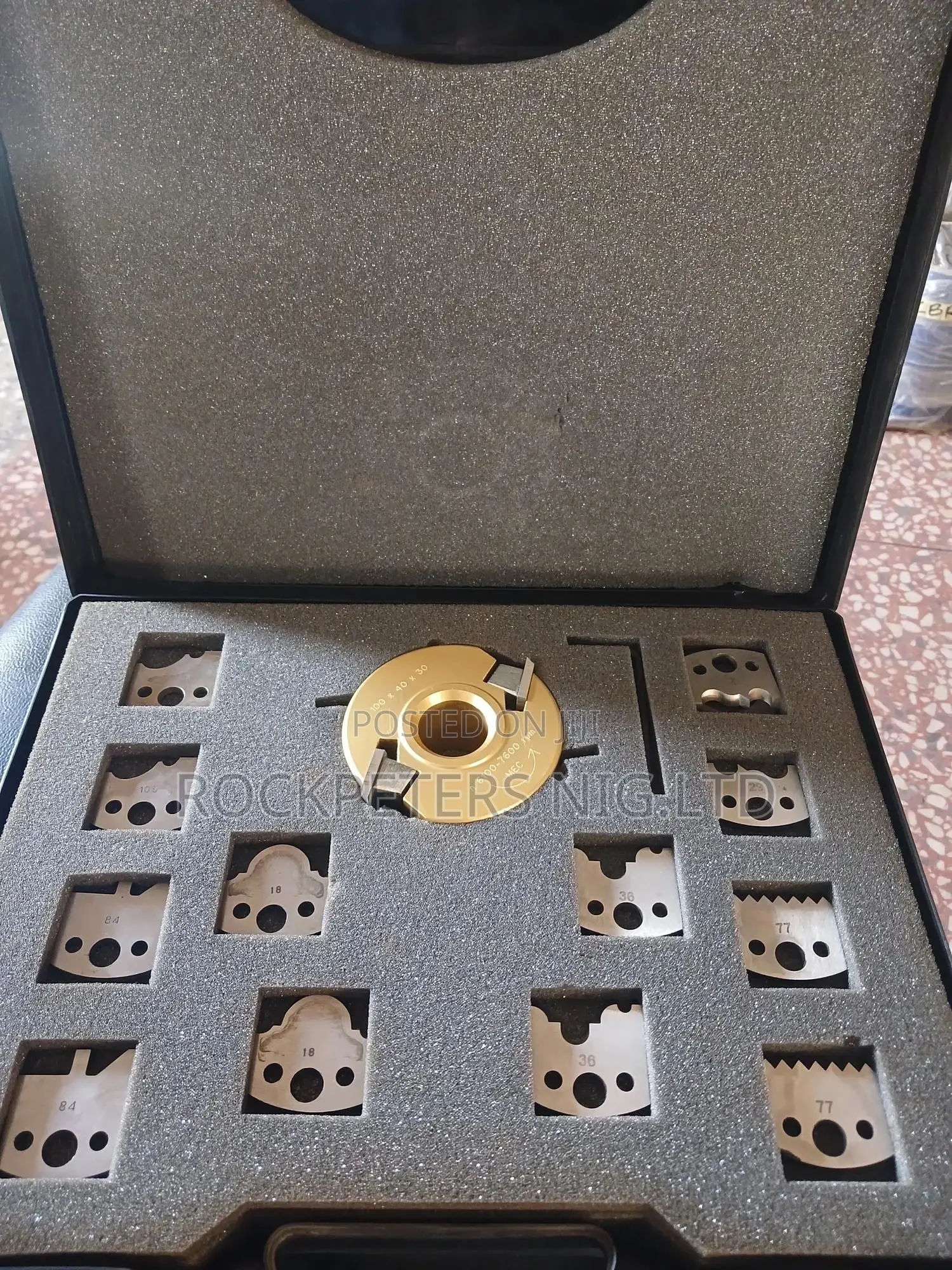 FIOBER CUTTER HEAD and PROFILE KNIVES in Steel H.40x4 Mm