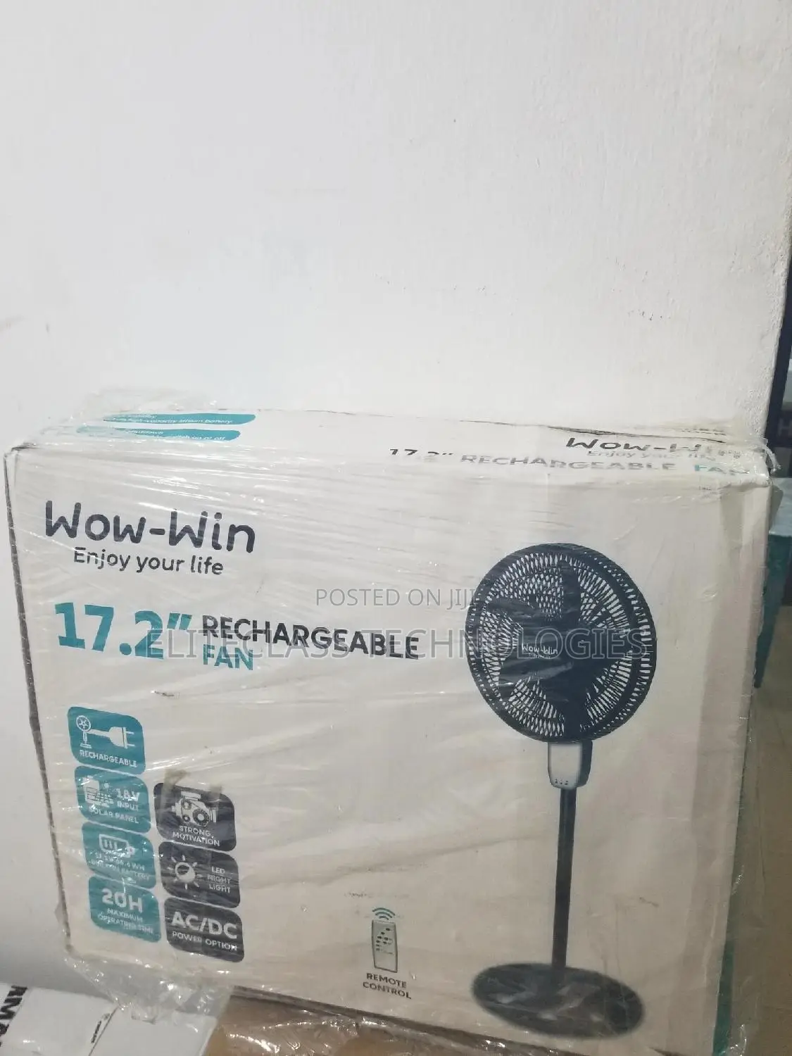Best Selling Wow-Win Rechargeable Fan 17.2".