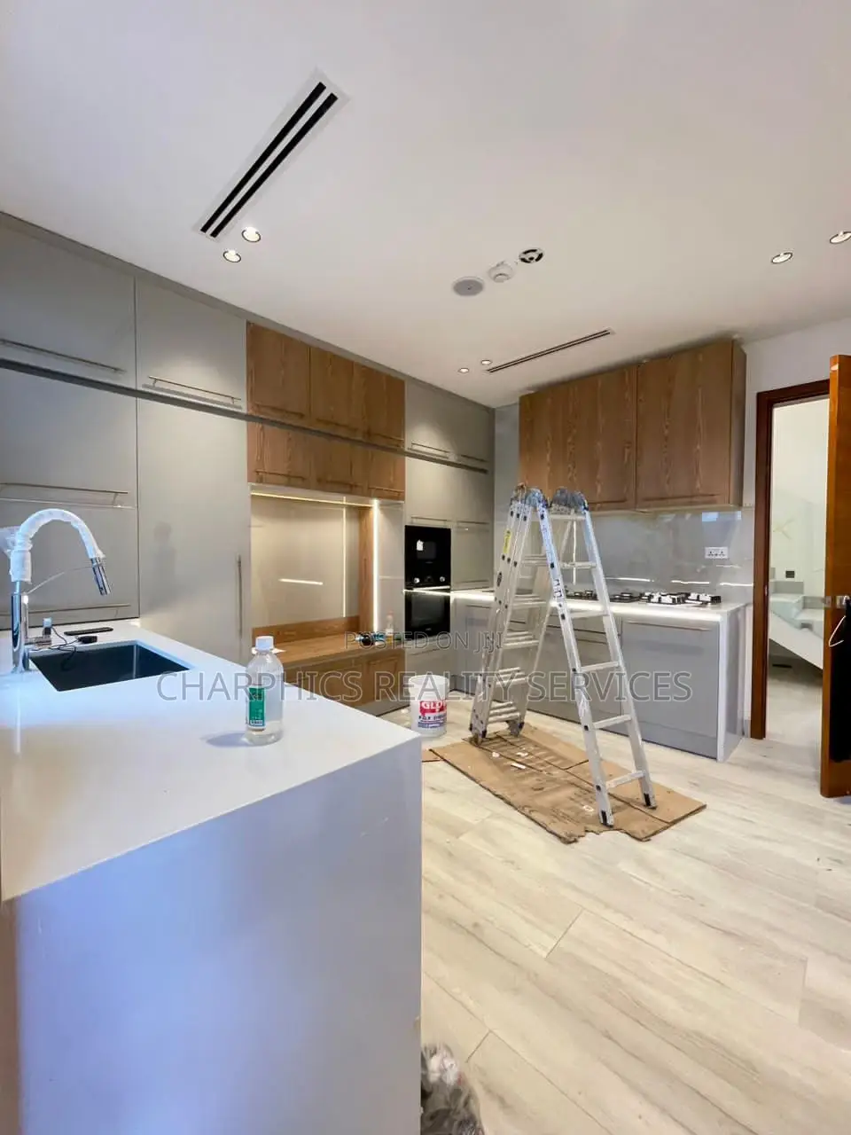 5bdrm Duplex in $2M, Ikoyi for sale
