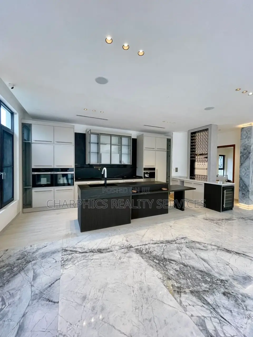5bdrm Duplex in $2M, Ikoyi for sale