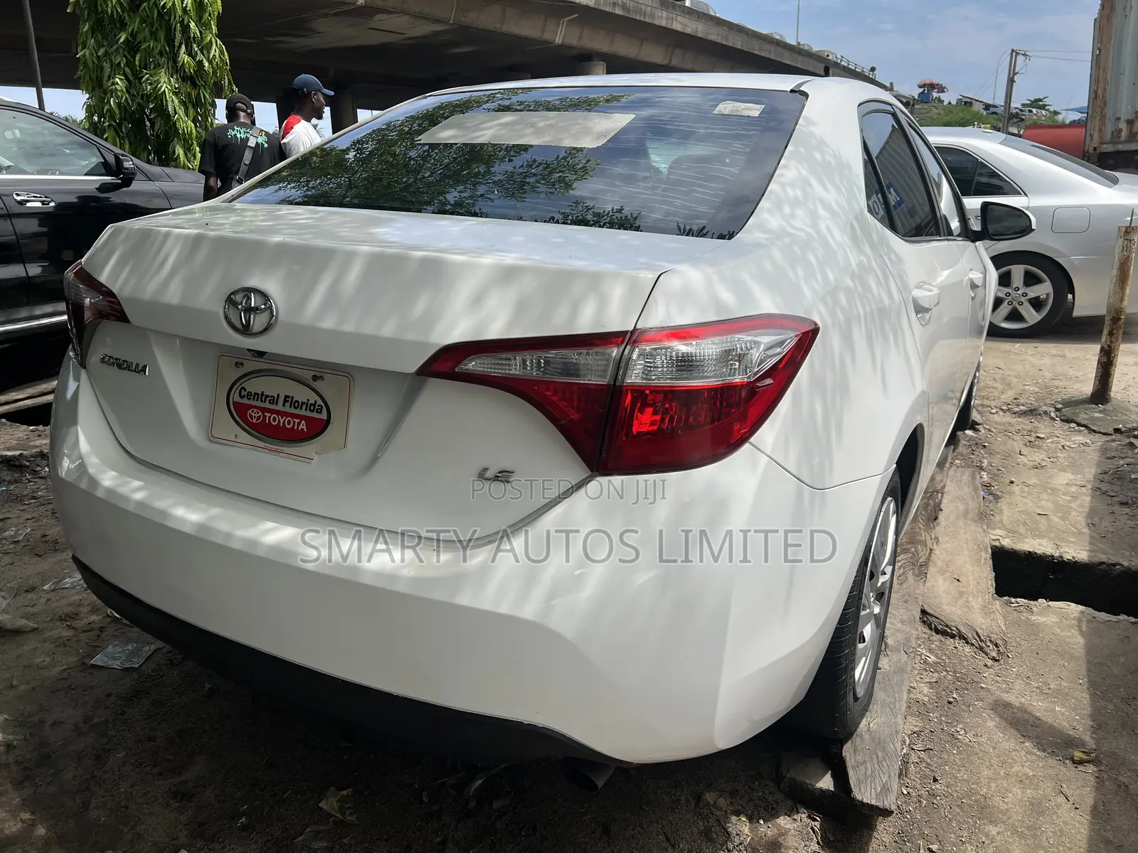 Toyota Corolla 2015 White