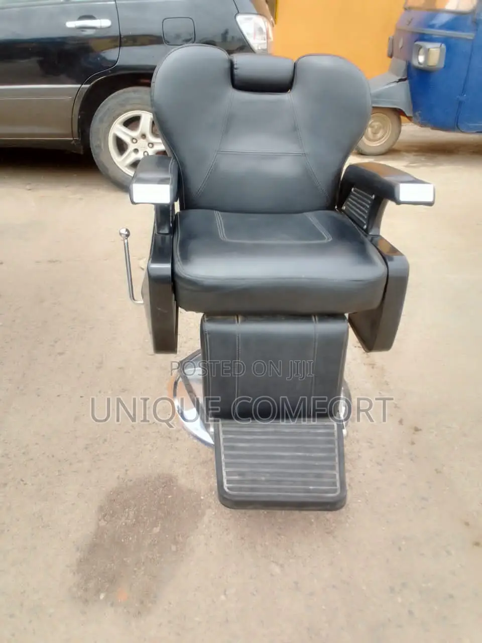 Imported Executive Saloon Rolling Recliner Barber Chair
