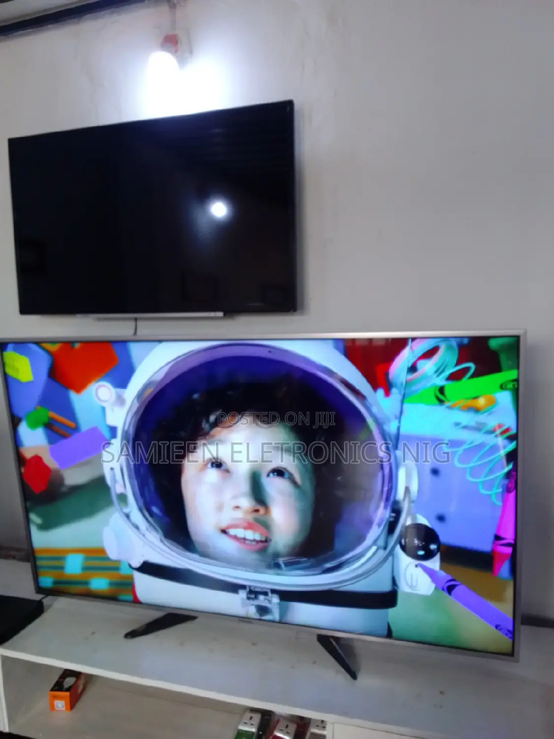 Newly Arrived 62imch Panasonic Smart Vieira TV(UK Importe
