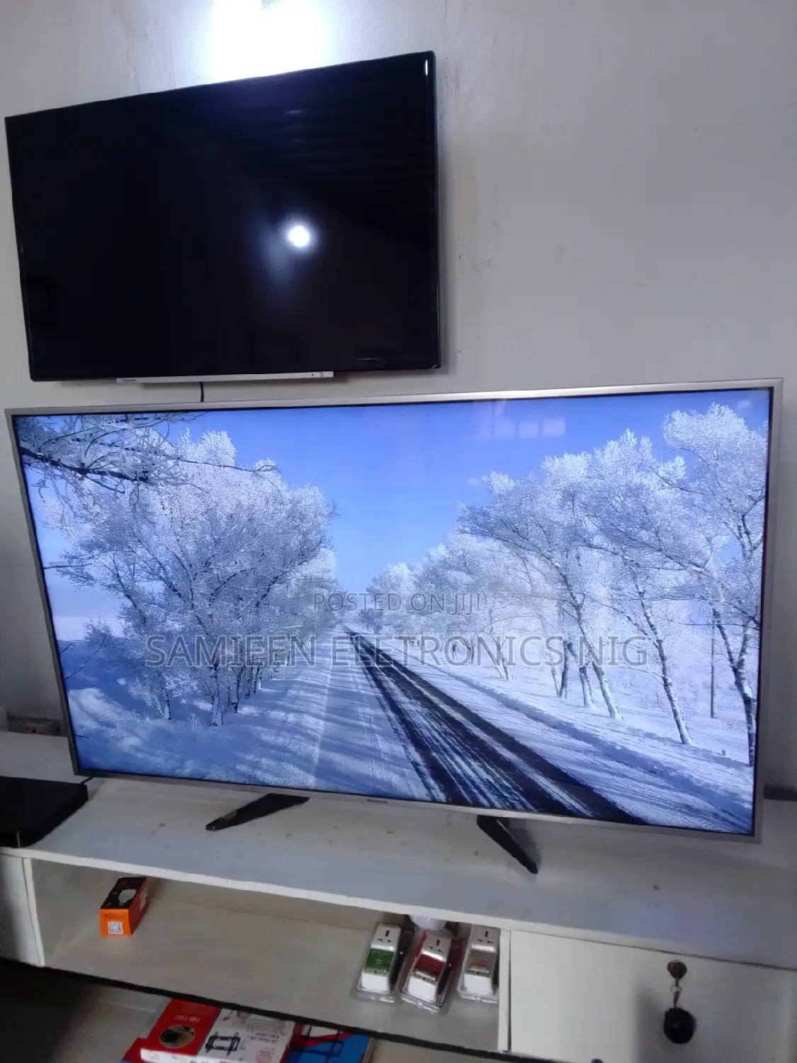 Newly Arrived 62imch Panasonic Smart Vieira TV(UK Importe