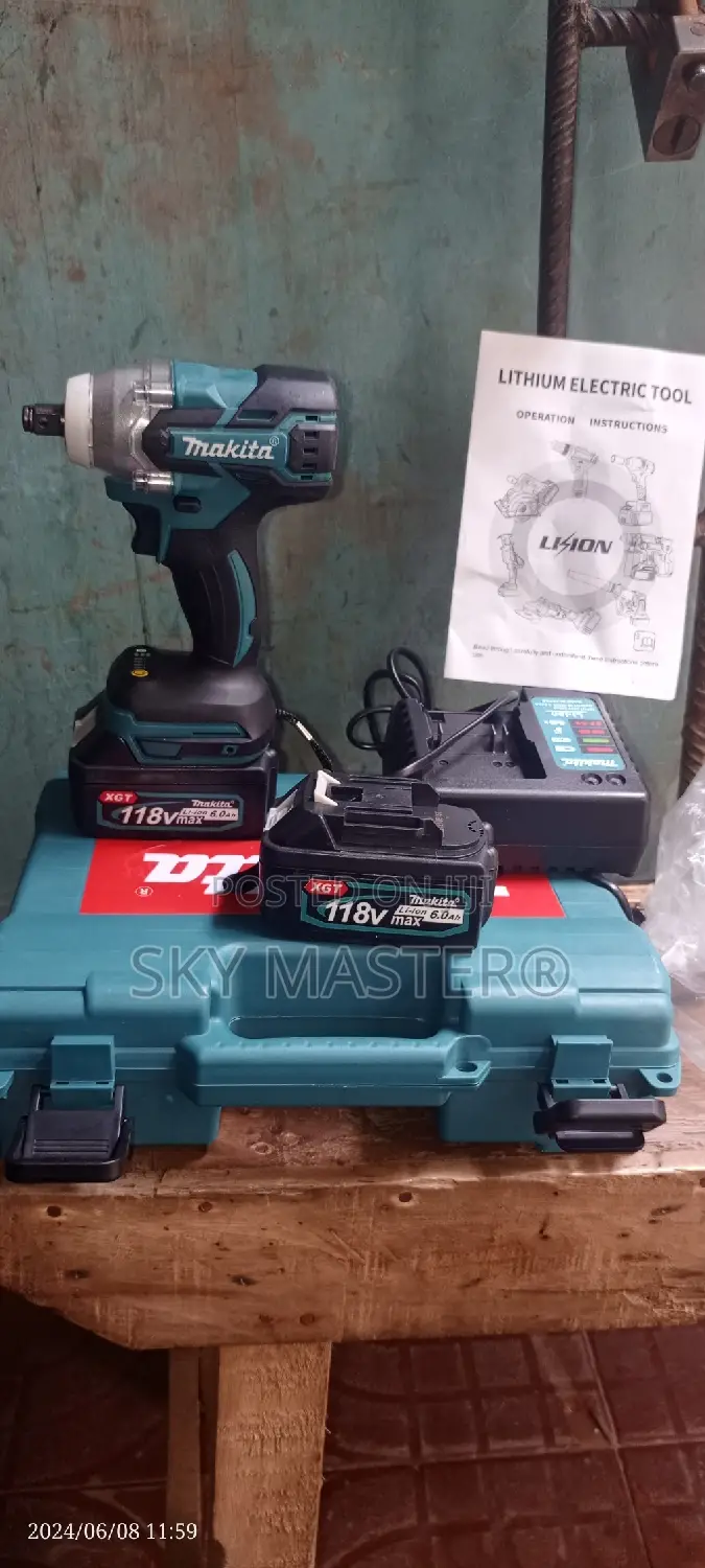 Makita Cordless Impact Wrench