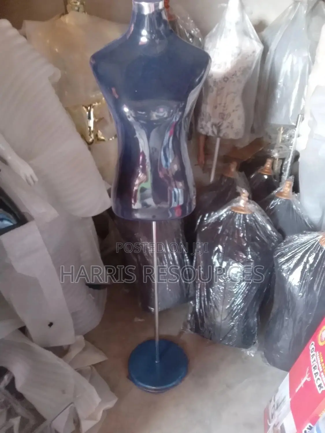 Half Body Body Form Pinnable Female Mannequin