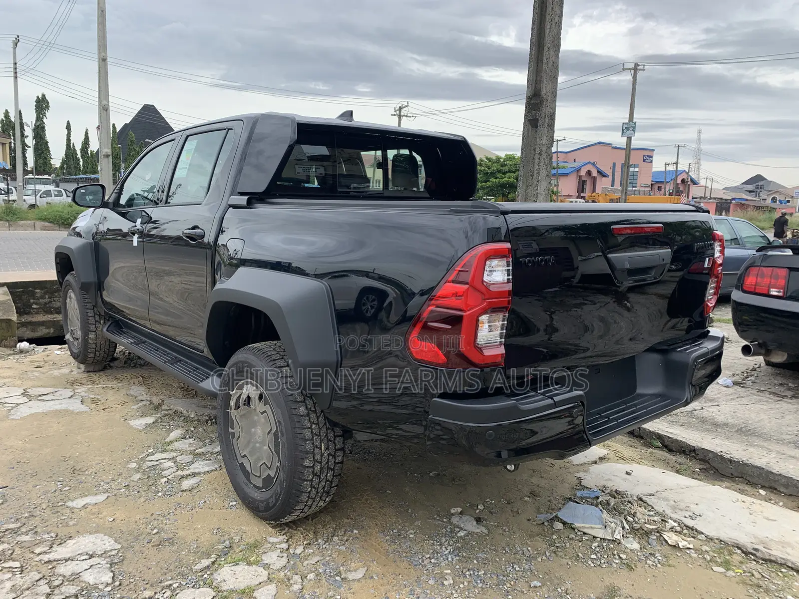New Toyota Hilux 2024 Black