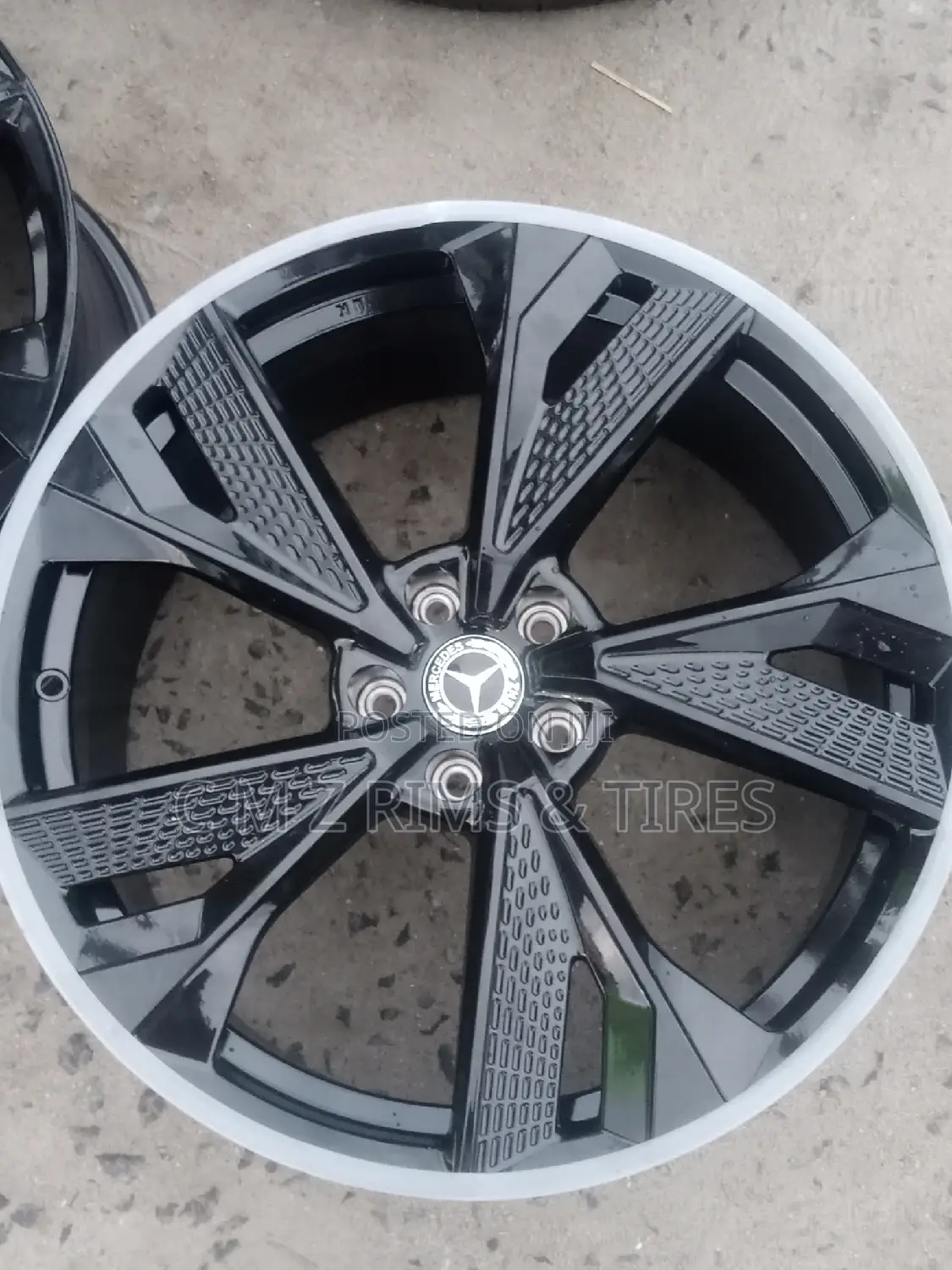 20 Inches Rim Mercedes Benz