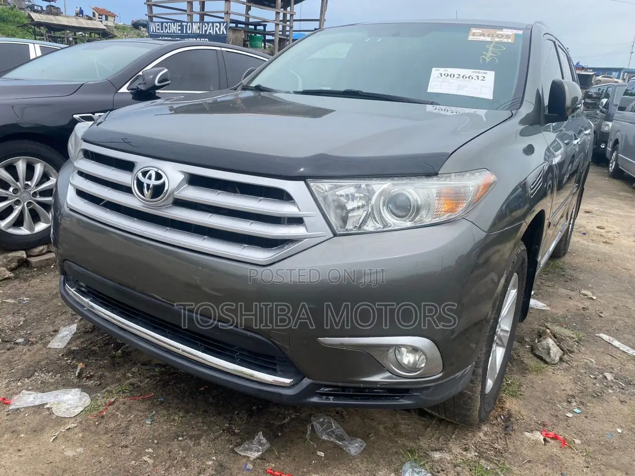 Toyota Highlander SE 2012 Burgundy