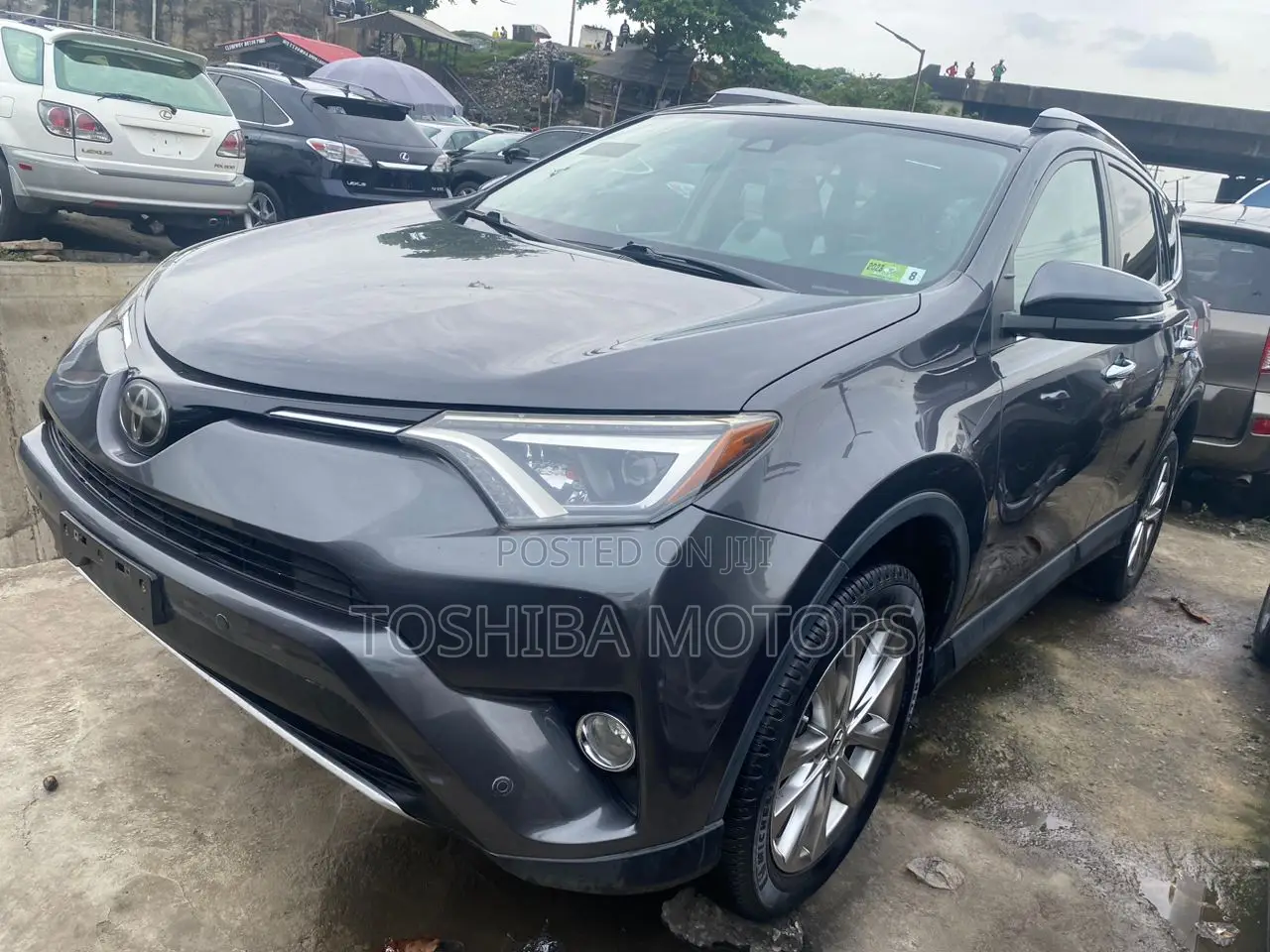 Toyota RAV4 2017 Gray