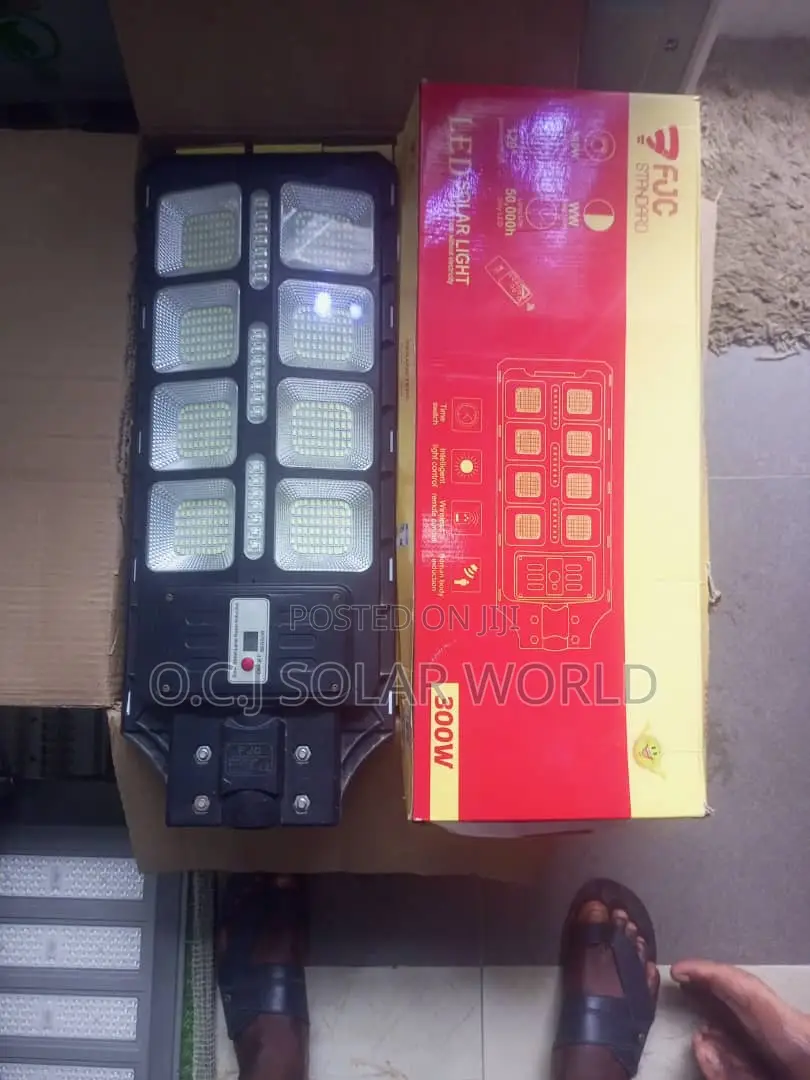 11 Eyes Solar Street Lights All in One FJC Product