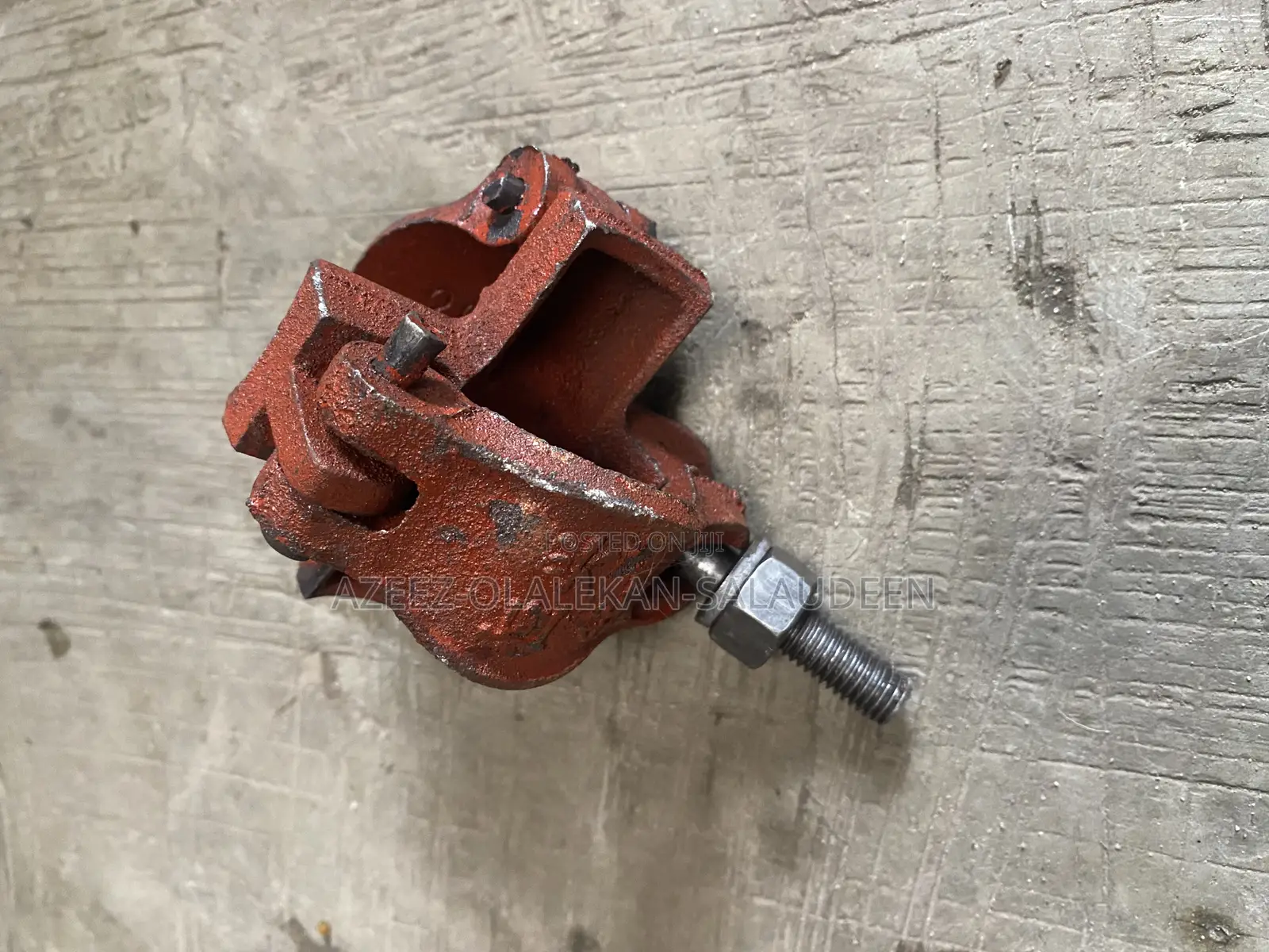 Scarfolding Clips Cast 1” Half X 1” Half New