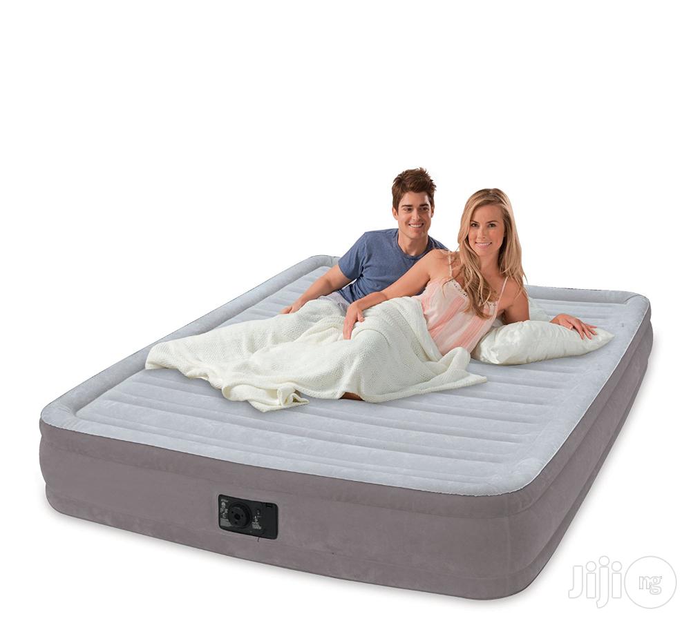 Intex Dura-Beam Comfort Plush With Built