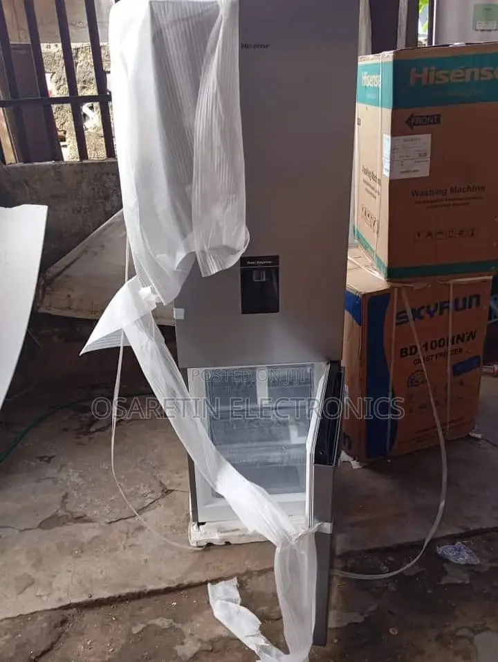 Hisense Refrigerator With Water Dispenser