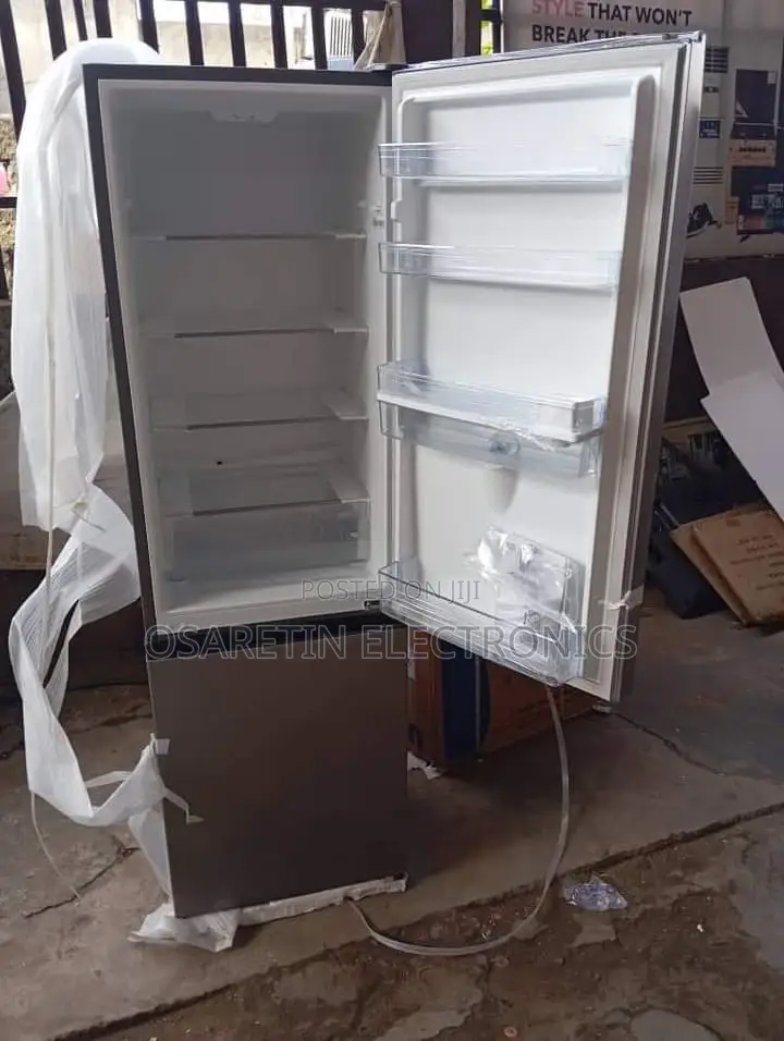 Hisense Refrigerator With Water Dispenser