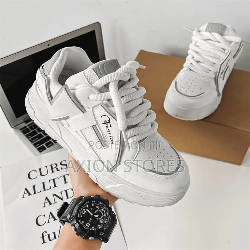 High Quality Fashion Sneakers