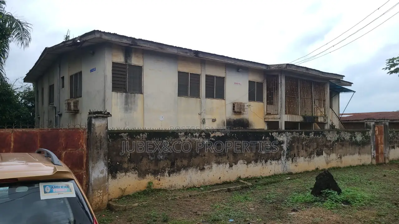 3bdrm Block of Flats in Ilesa for sale
