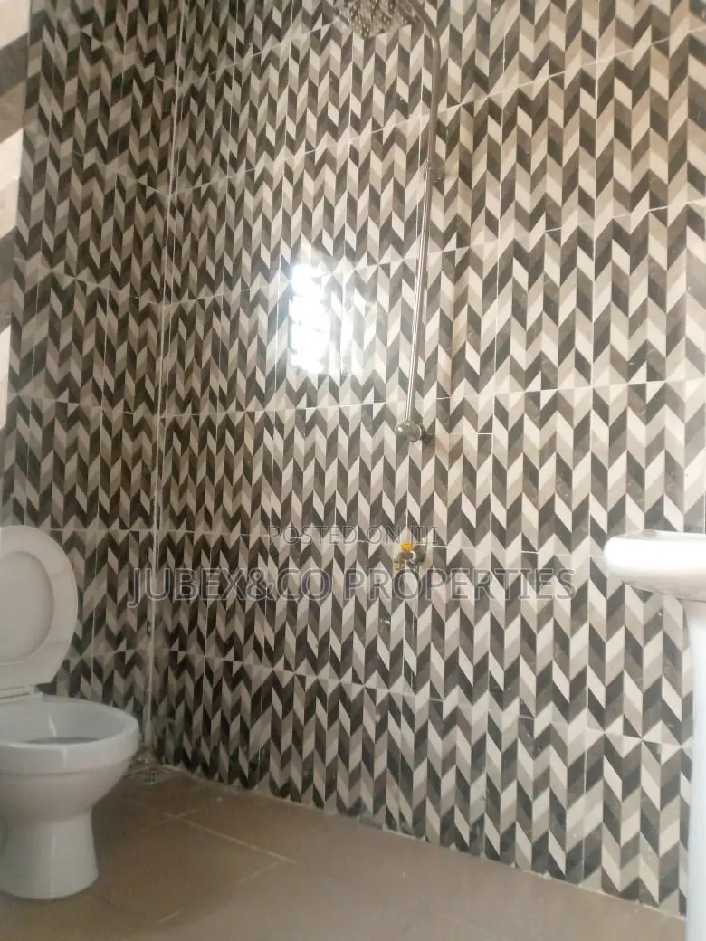 3bdrm Block of Flats in Ilesa for sale