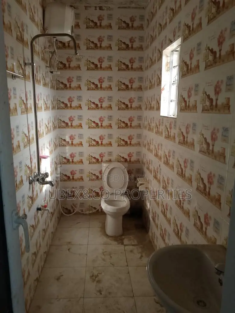3bdrm Block of Flats in Ilesa for sale