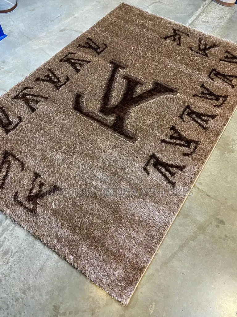 VIP Designers Turkey Center Rug- 4by6ft, 5by7ft, 7by10ft