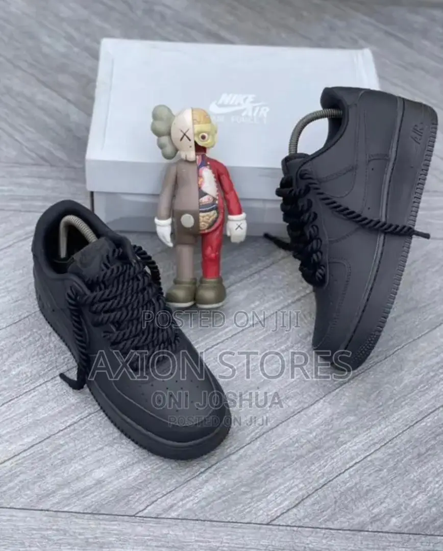 High Quality Nike Air Force 1 Sneakers With Big Laces