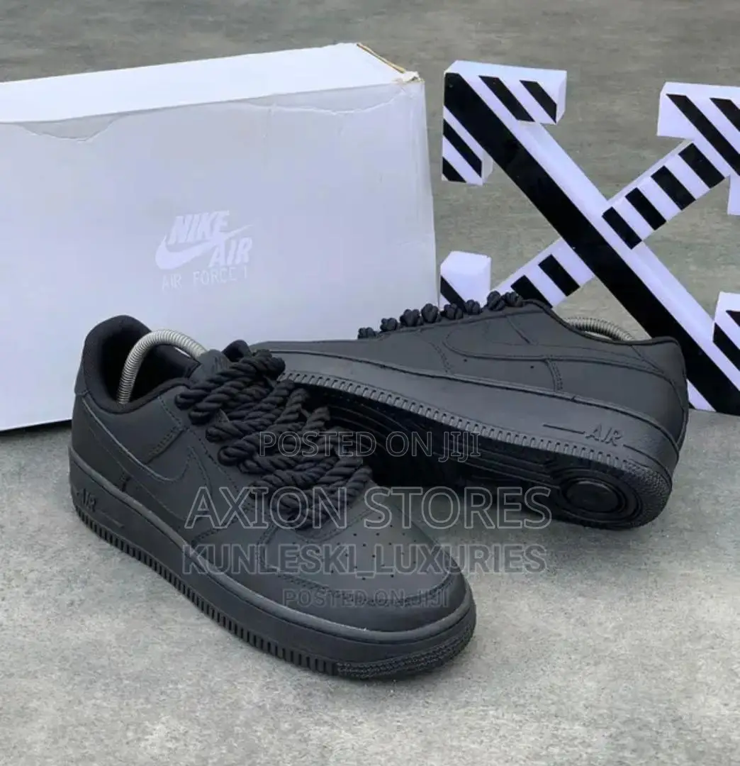 High Quality Nike Air Force 1 Sneakers With Big Laces