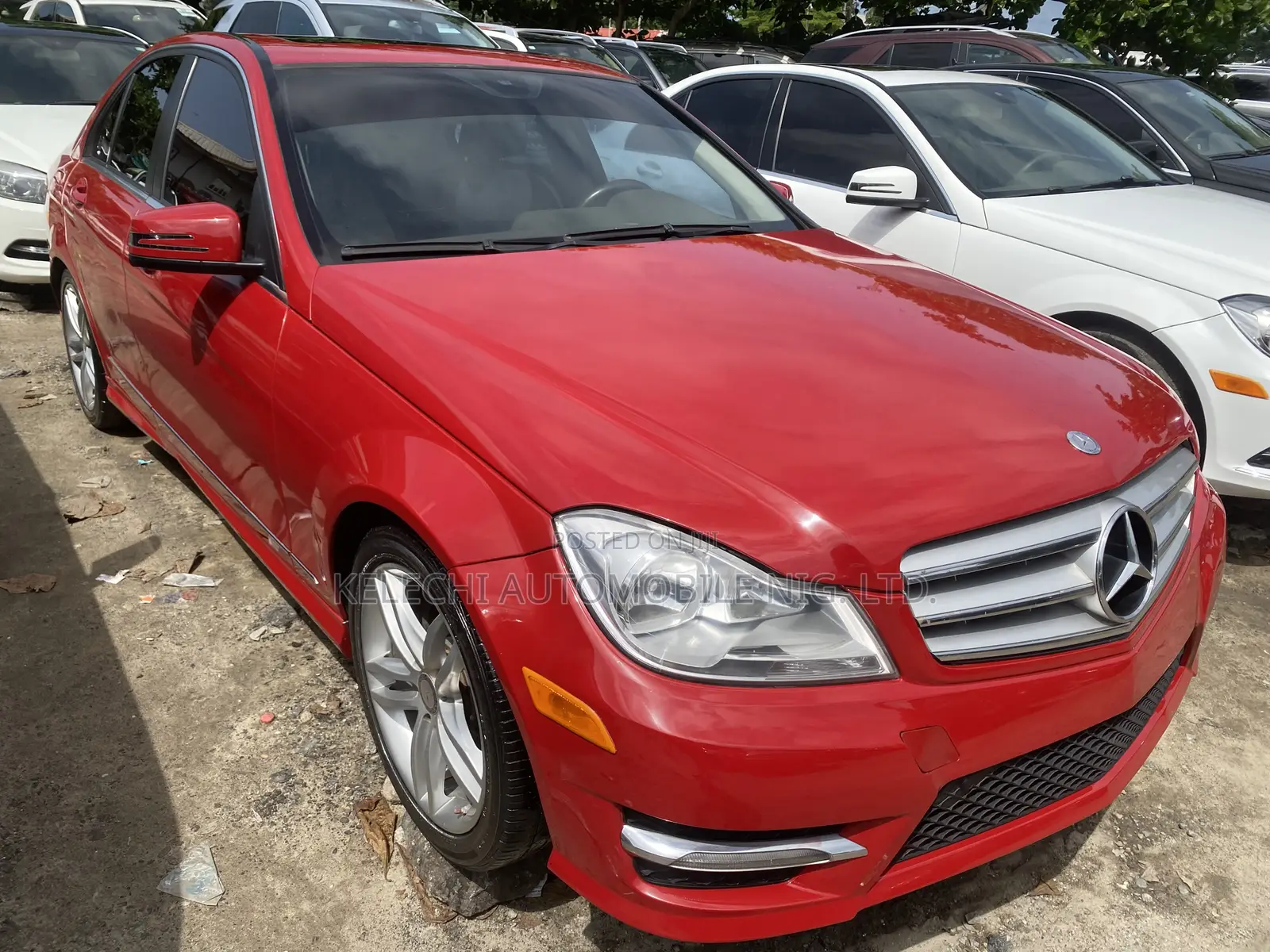 Mercedes-Benz C250 2012 Red