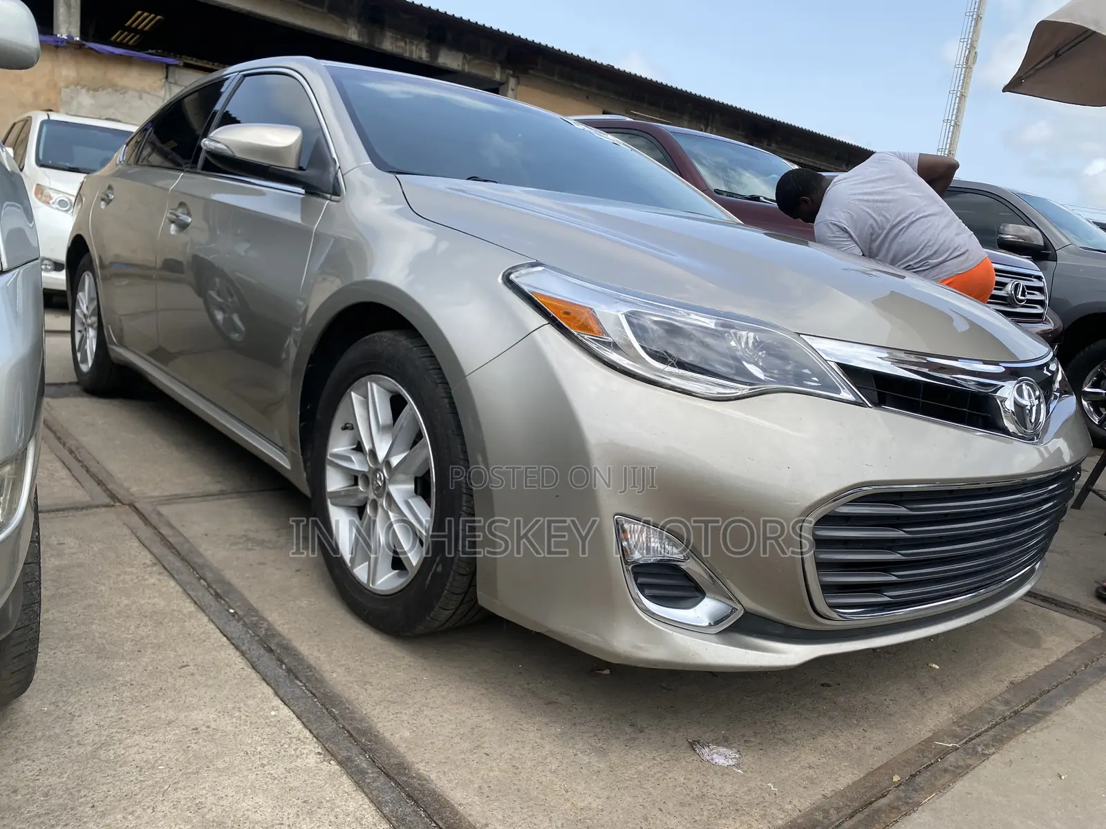 Toyota Avalon 2015 Gold