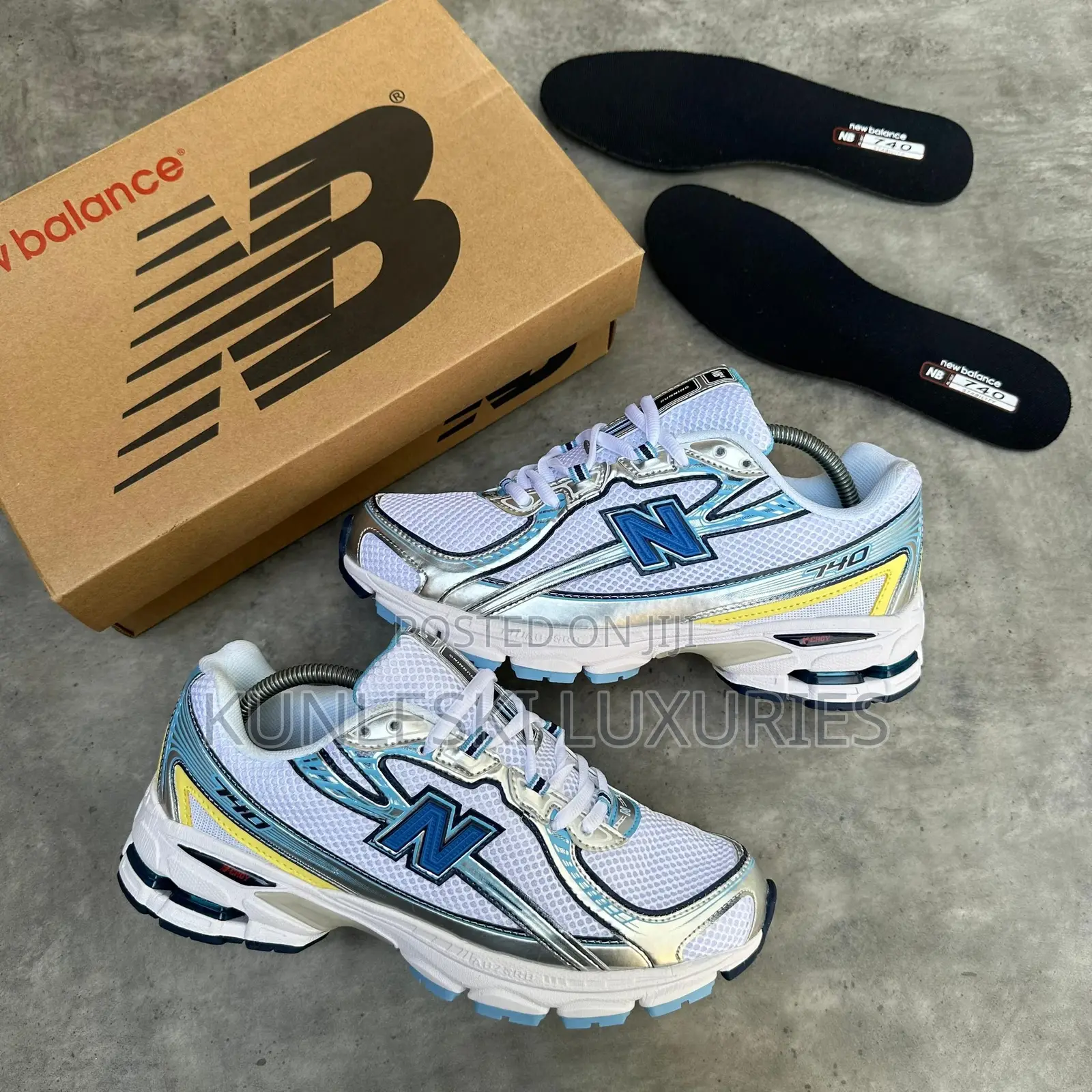 Original New Balance 740 Sneakers in Two Colors Ways