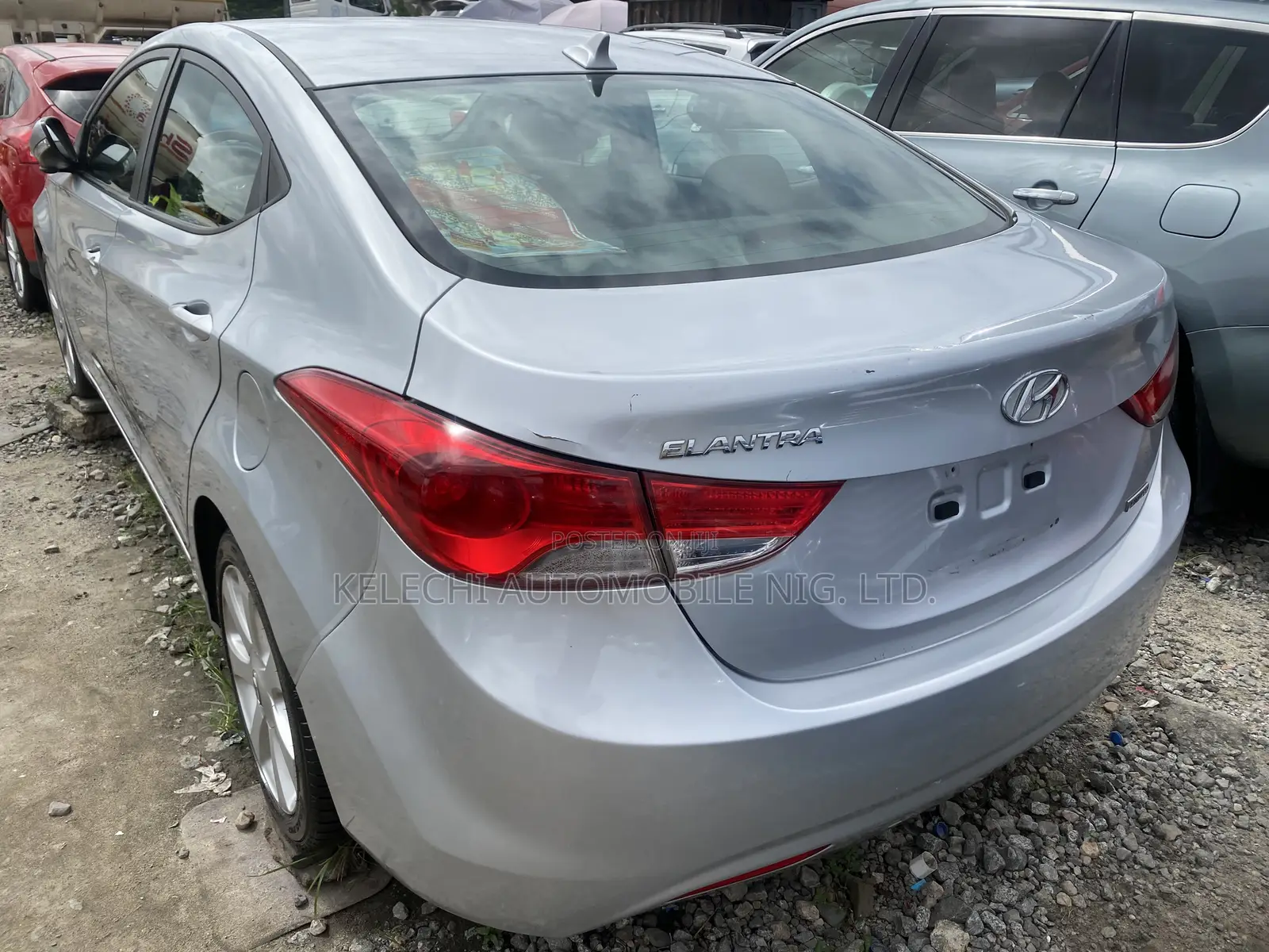 Hyundai Elantra Limited Sedan FWD (1.8L 4cyl 6A) 2013 Silver