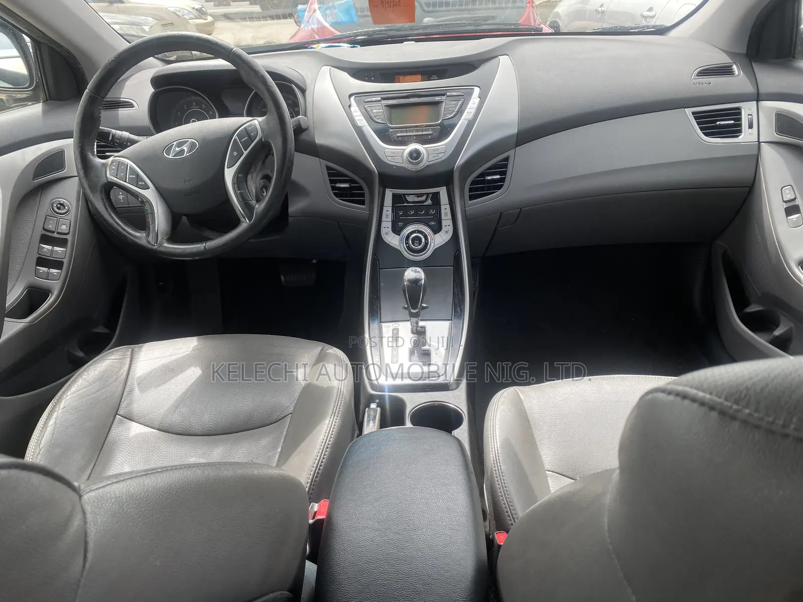 Hyundai Elantra Limited Sedan FWD (1.8L 4cyl 6A) 2013 Silver