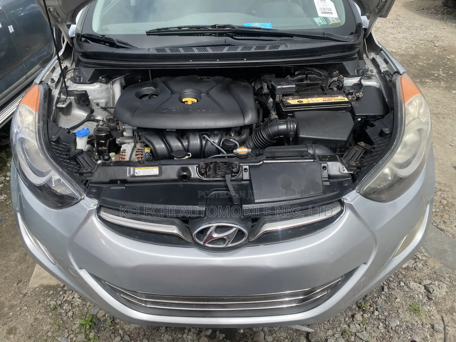 Hyundai Elantra Limited Sedan FWD (1.8L 4cyl 6A) 2013 Silver