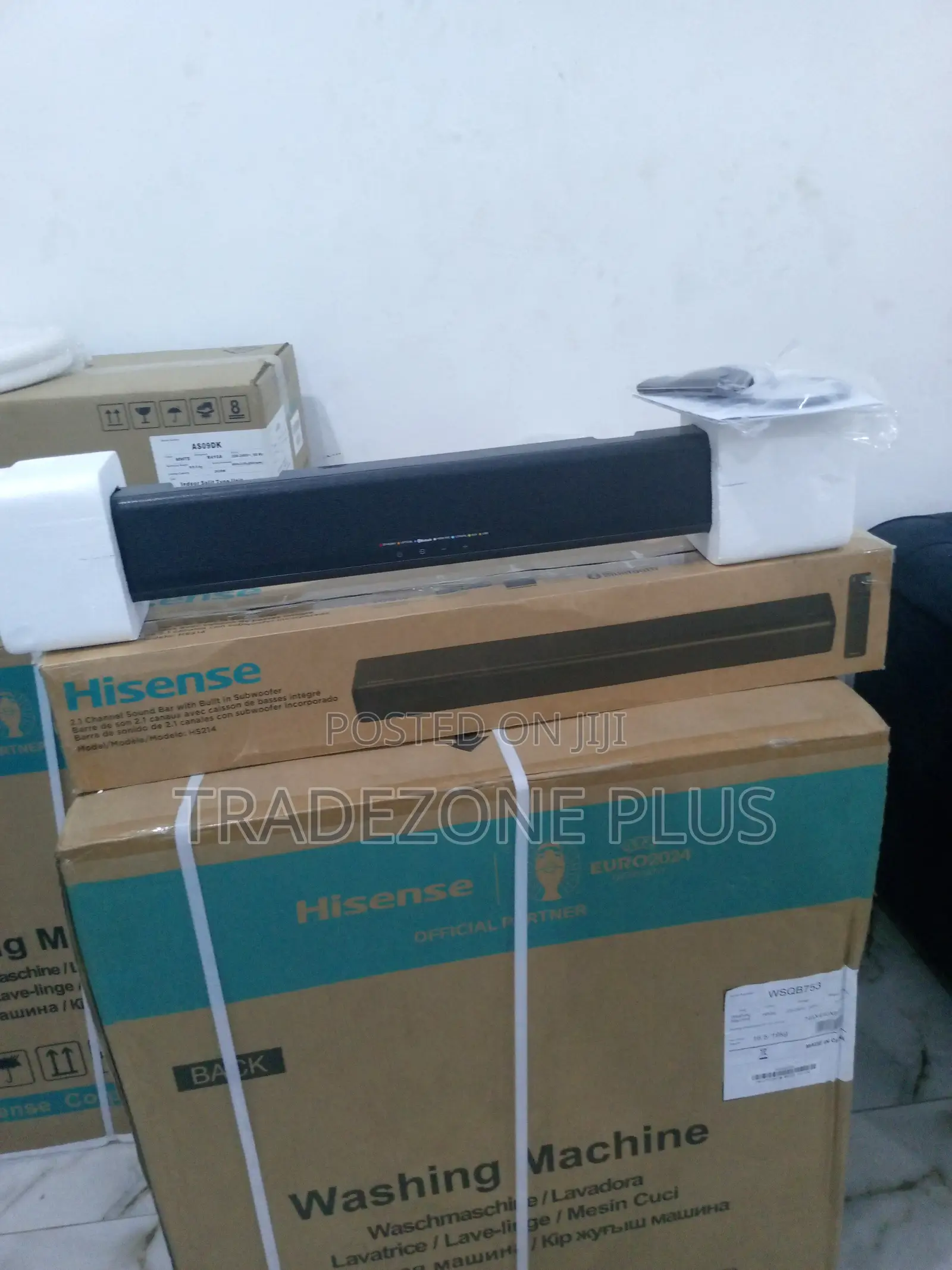 Effective Hs214 Soundbar With Inbuilt Subwoofer