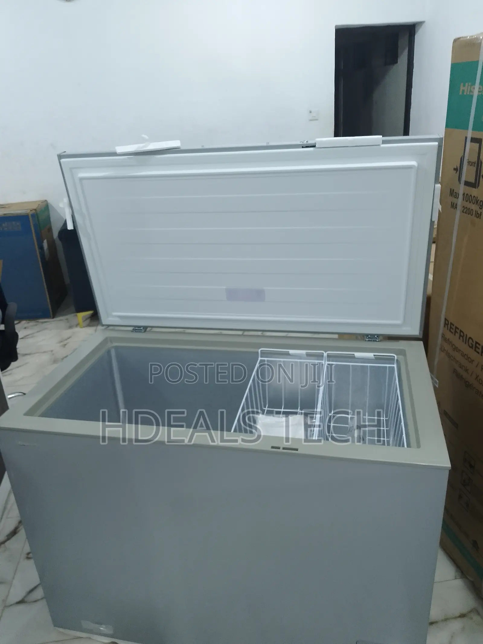 Fast Chest Freezer - Hisense Fc390sh