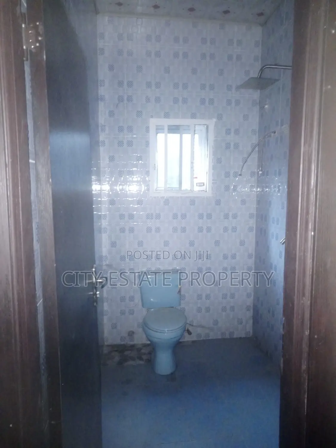 4bdrm Bungalow in Nddc Estate, Port-Harcourt for rent