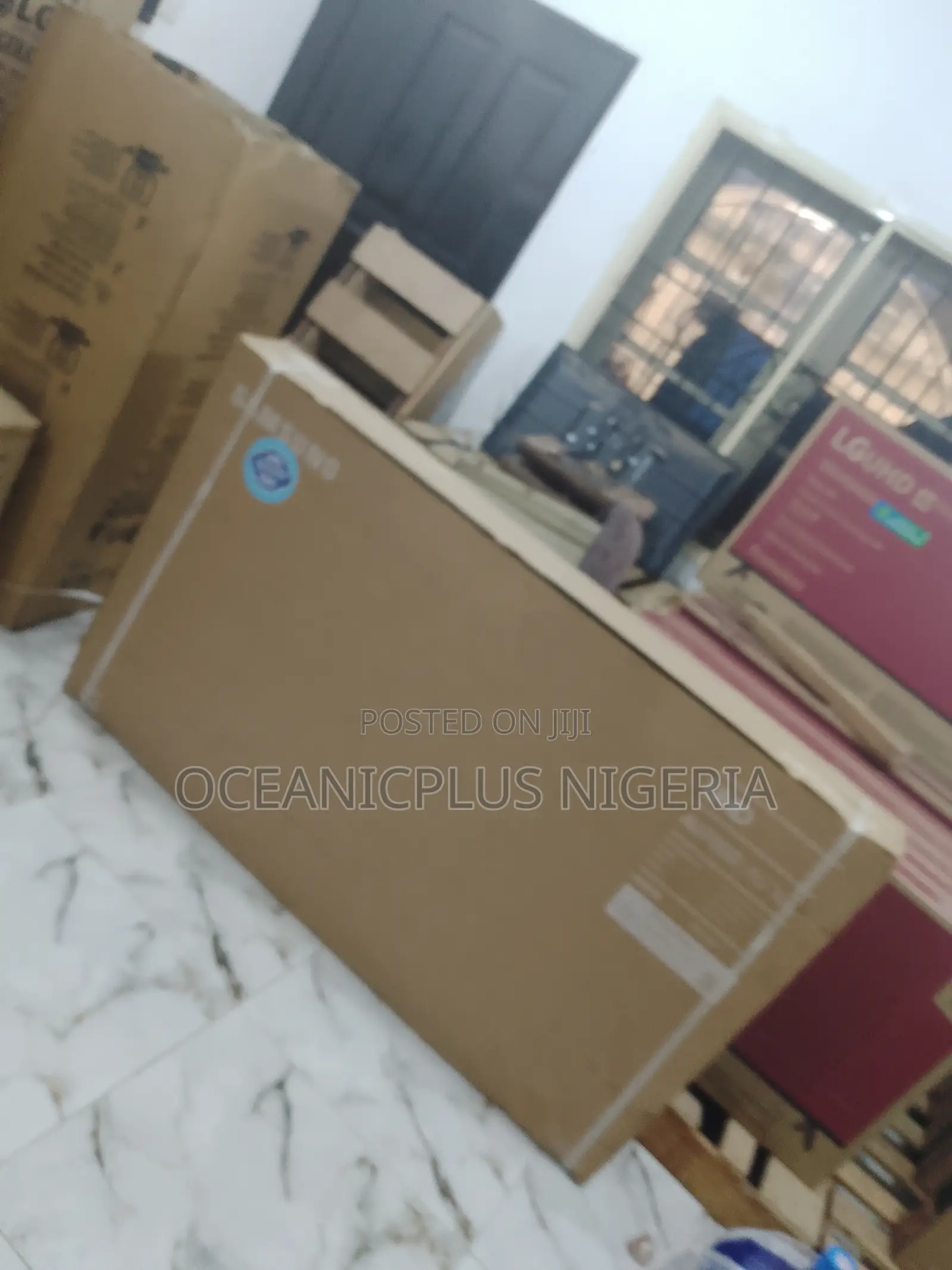 Samsung 65" Smart Television With Netflix, Youtube, Wifi, 