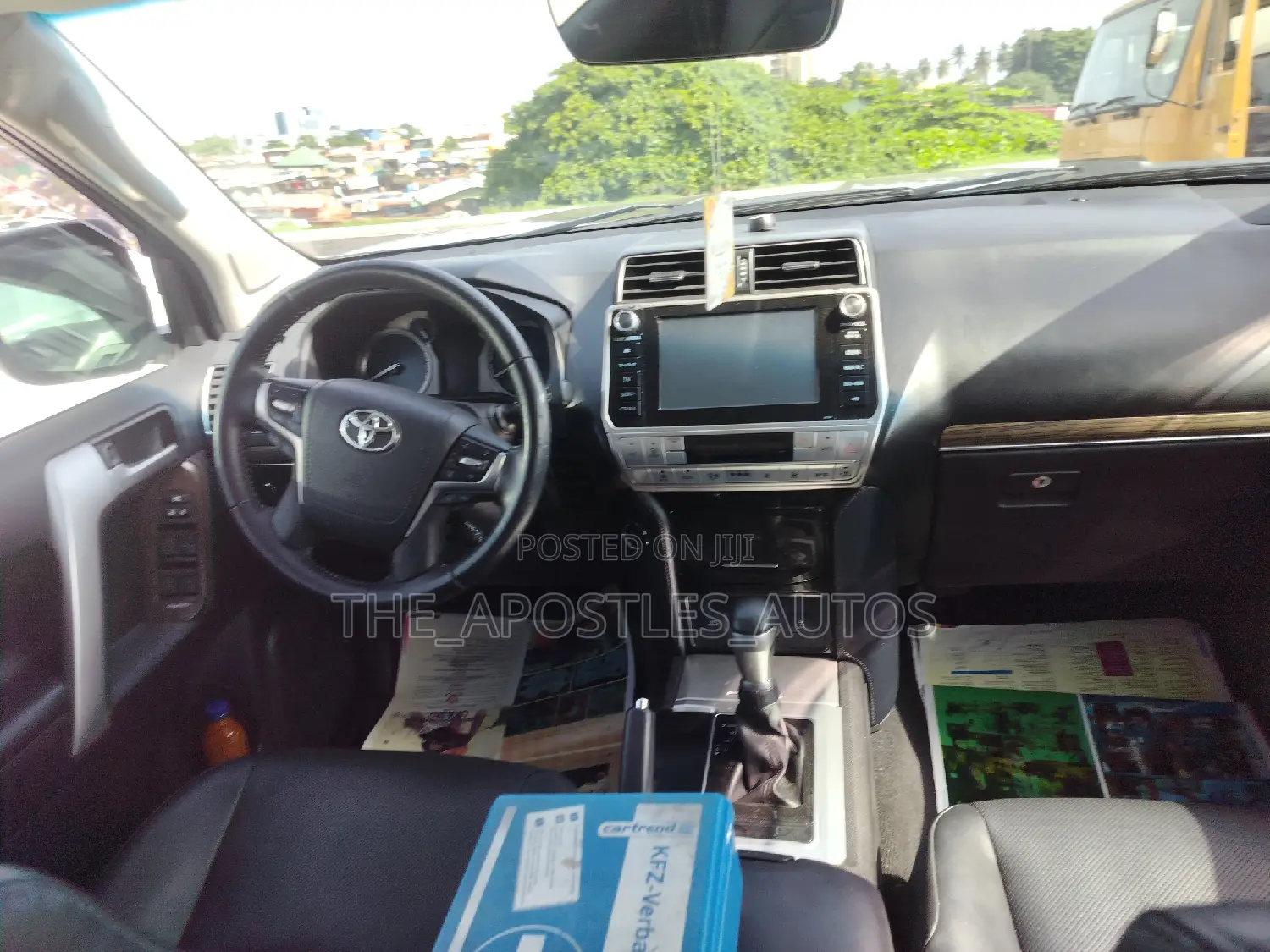 Toyota Land Cruiser Prado 2022 Black