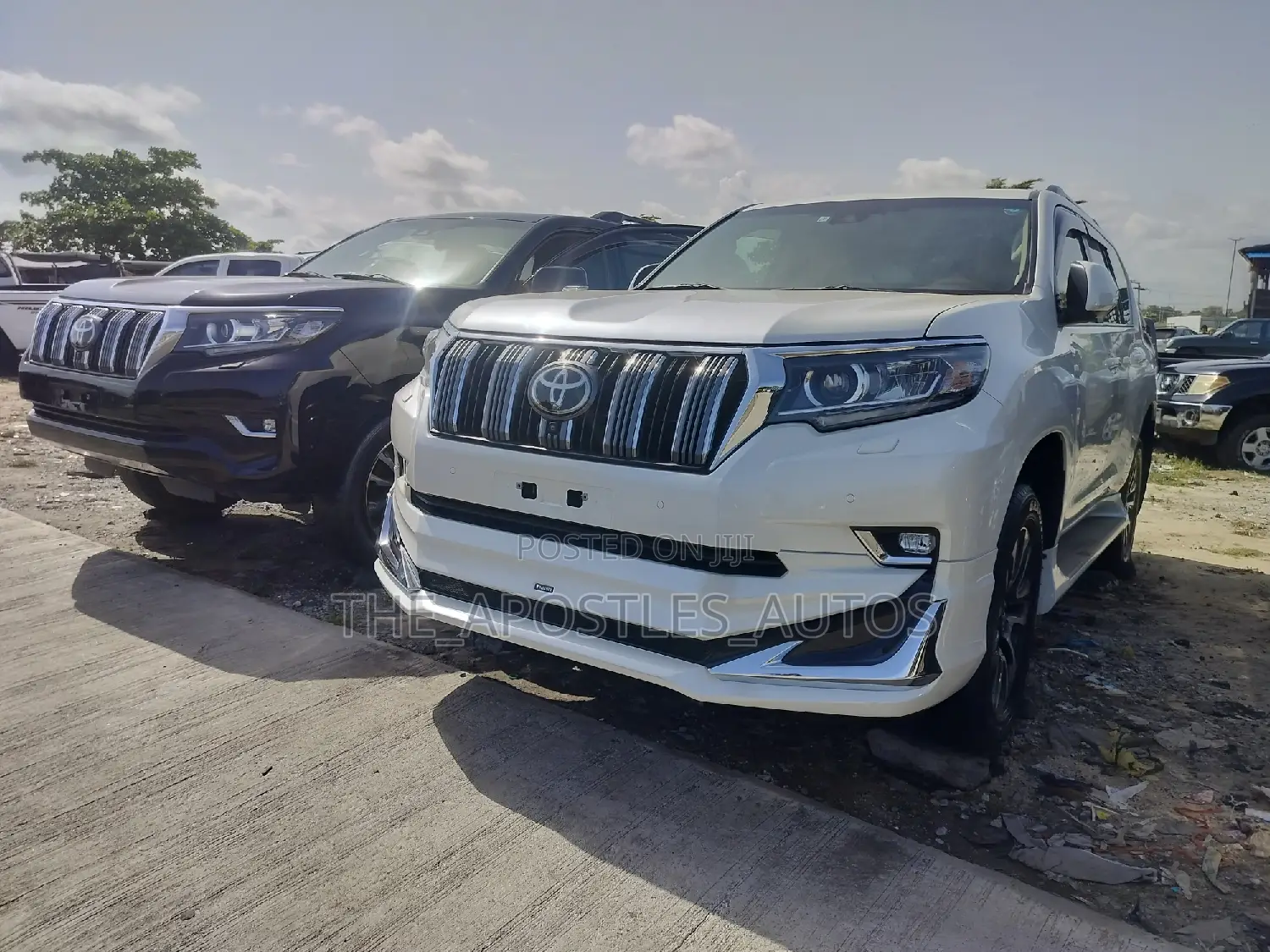 Toyota Land Cruiser Prado 2022 White
