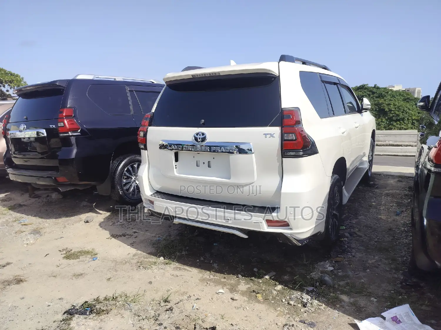 Toyota Land Cruiser Prado 2022 White