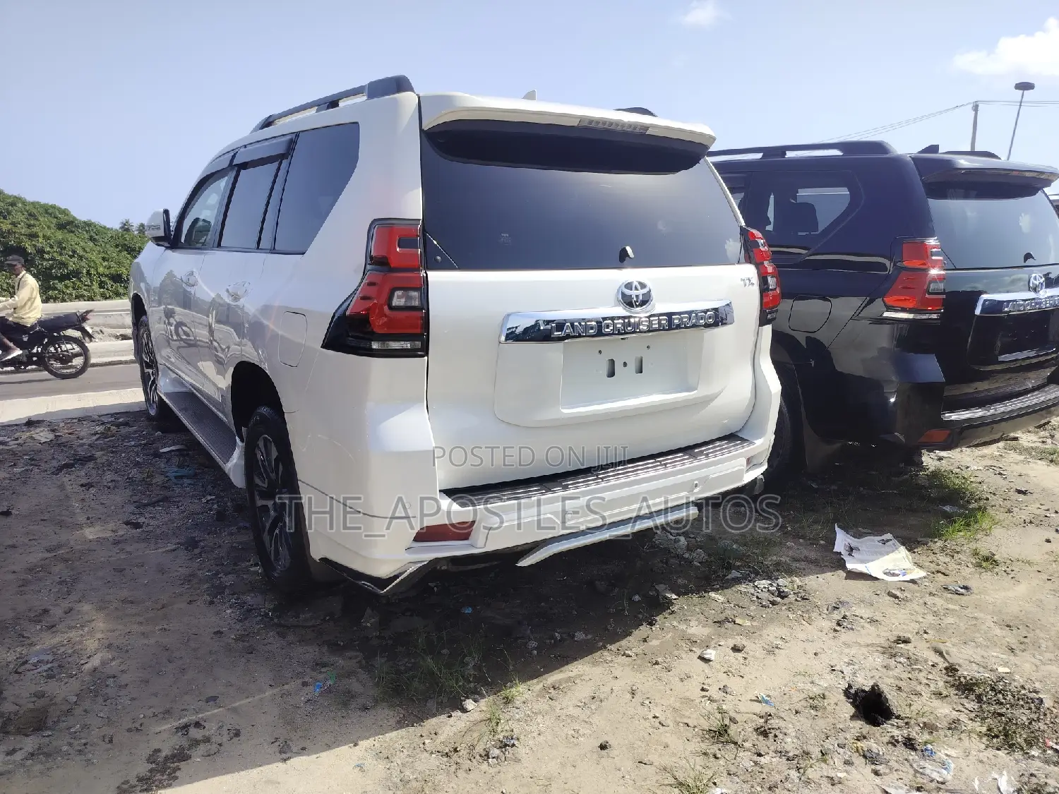 Toyota Land Cruiser Prado 2022 White