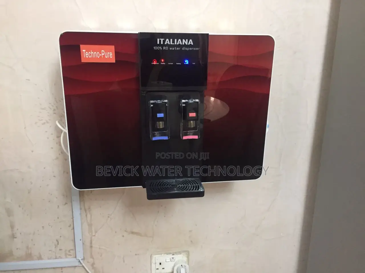 Dispenser Reverse Osmosis With Cold and Hot Water