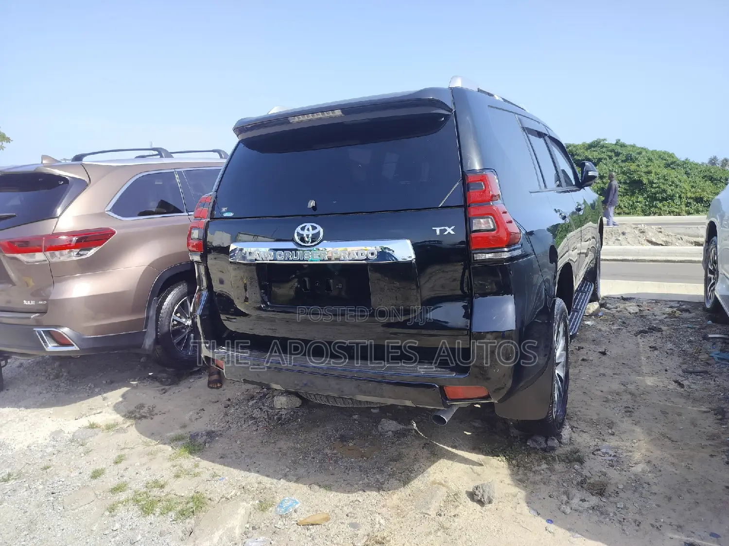 Toyota Land Cruiser Prado 2023 Black