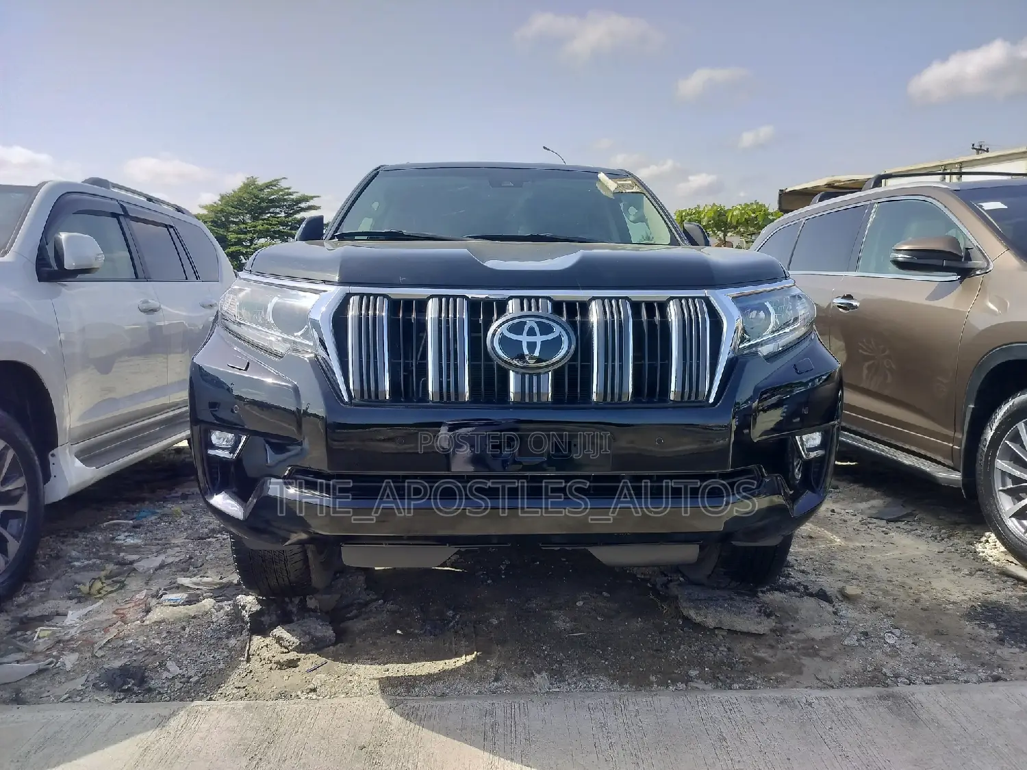 Toyota Land Cruiser Prado 2023 Black