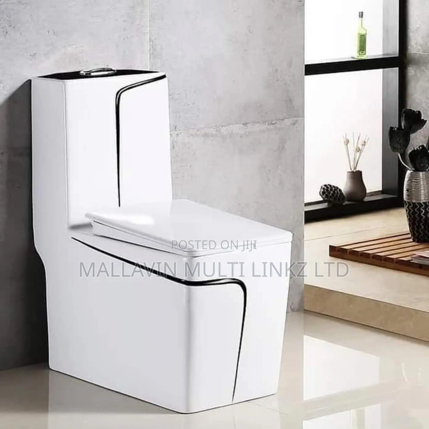 Executive Toilet Seats And Pedestal Basins