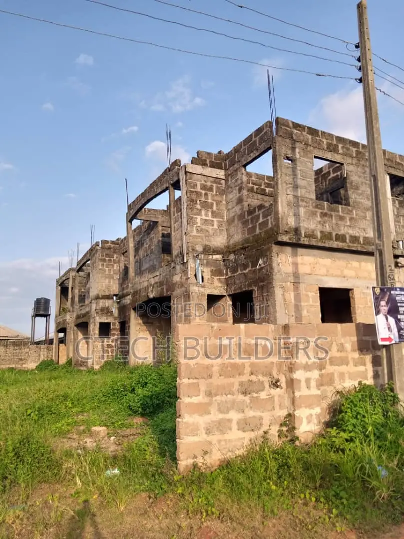 2bdrm Block of Flats in Benin City for sale